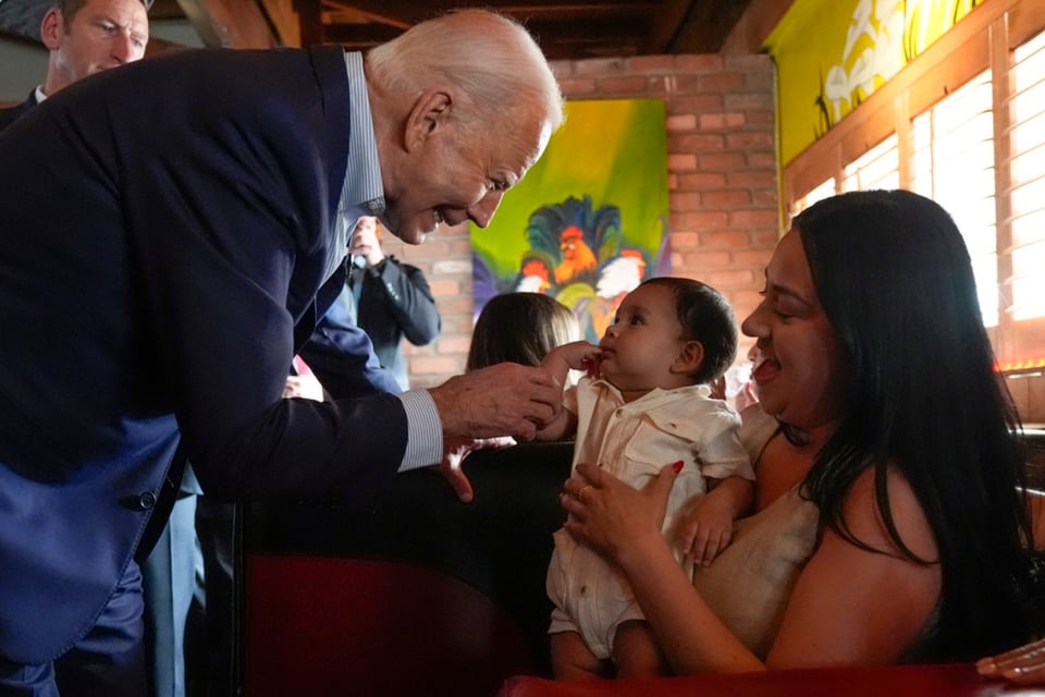 candidato demócrata, bebé hispano, madre hispana, presidente de EEUU, MundoNOW
