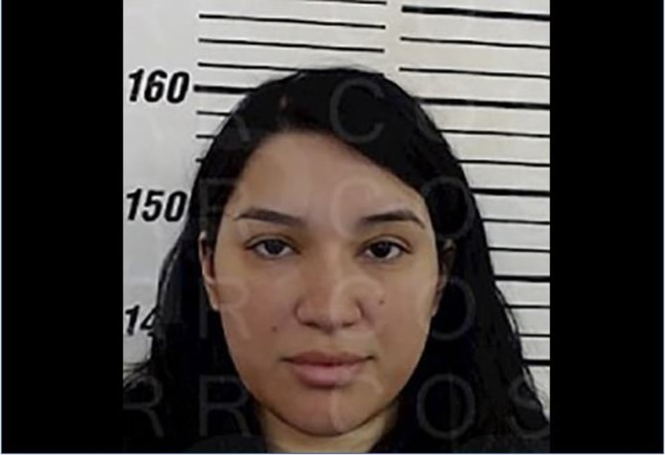 Lizelle Herrera es arrestada y acusada de asesinato por aborto en Texas