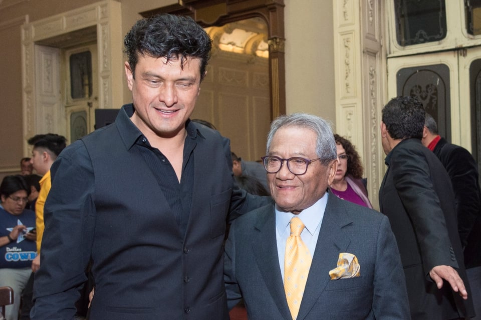 Juan Pablo Manzanero mourns the death of his mother