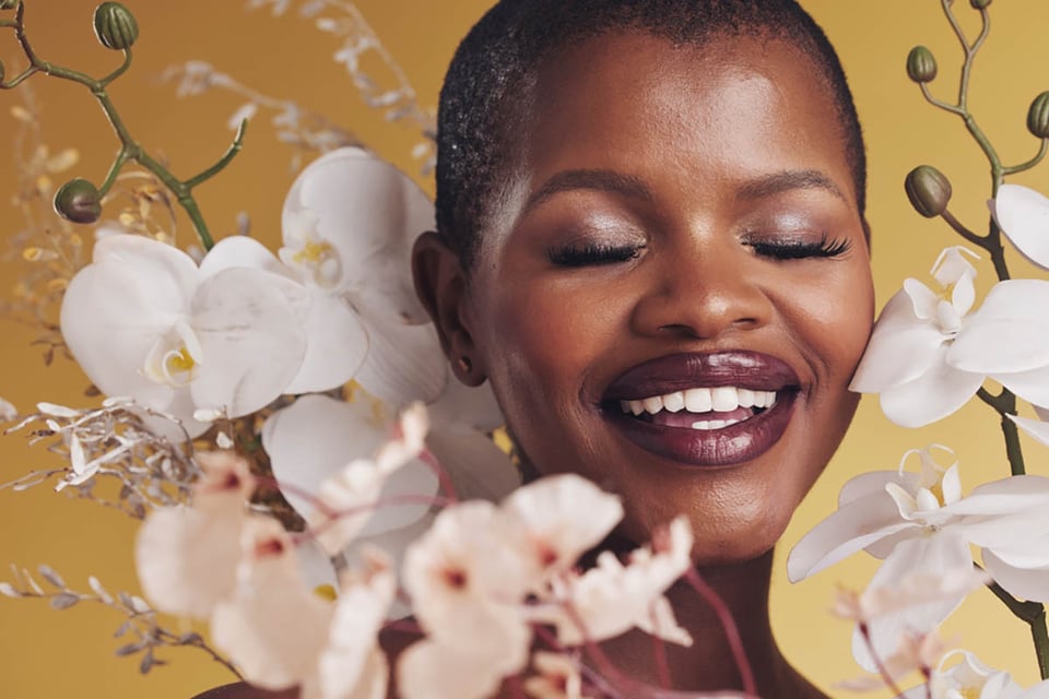 Orquídeas, exóticas, romance, Mujer negra, MundoNOW 