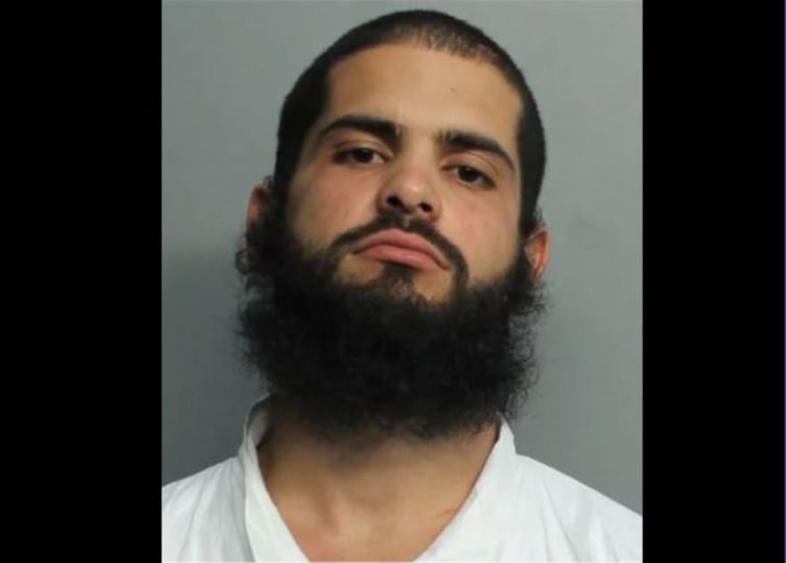 Arrestan a Marlon Herrera tras matar a puñaladas a su padre y herir a su madre
