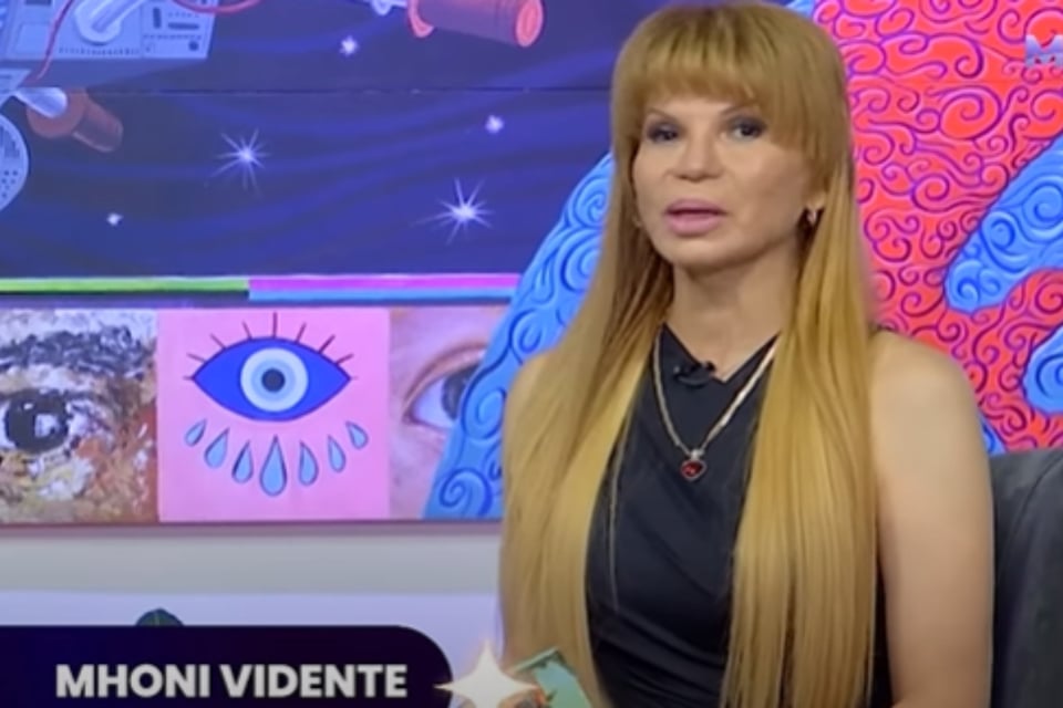 , programa, predicciones, oscura, cartas del tarot, mundonow