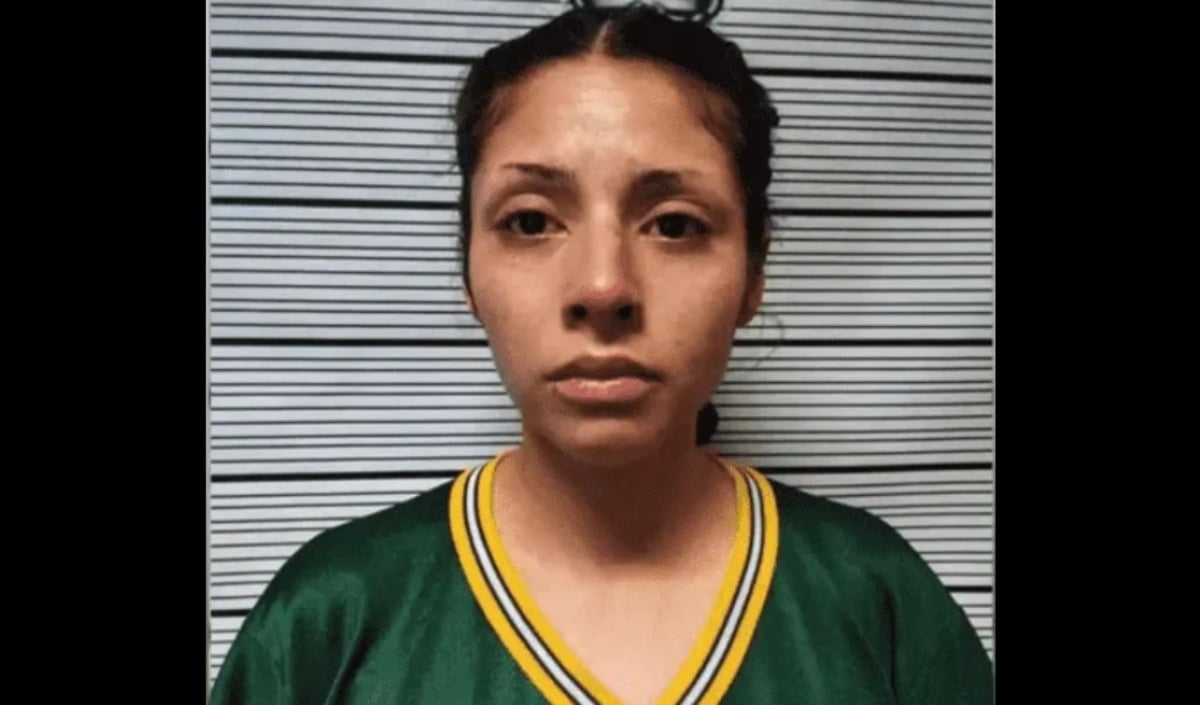 Mujer manda matar a su hijo menor de edad y él sobrevive para contar lo que le hicieron