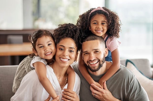Familias multiculturales: mezclando tradiciones de diferentes países