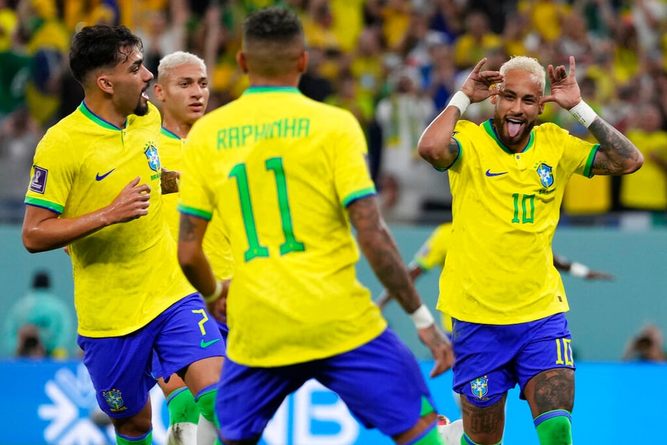Neymar Casemiro substance nose