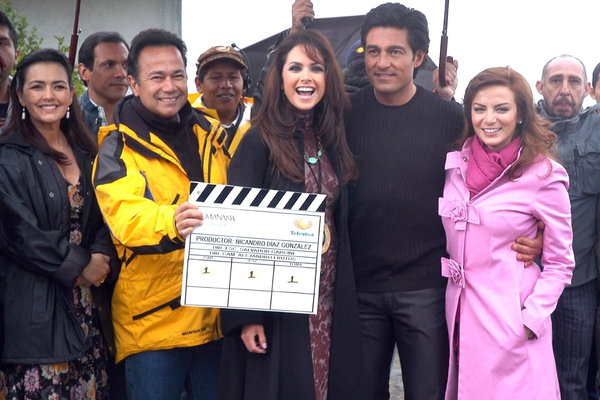 Famosos luto Nicandro Díaz, Televisa, Productor de televisión, Mañana es para siempre, MundoNOW