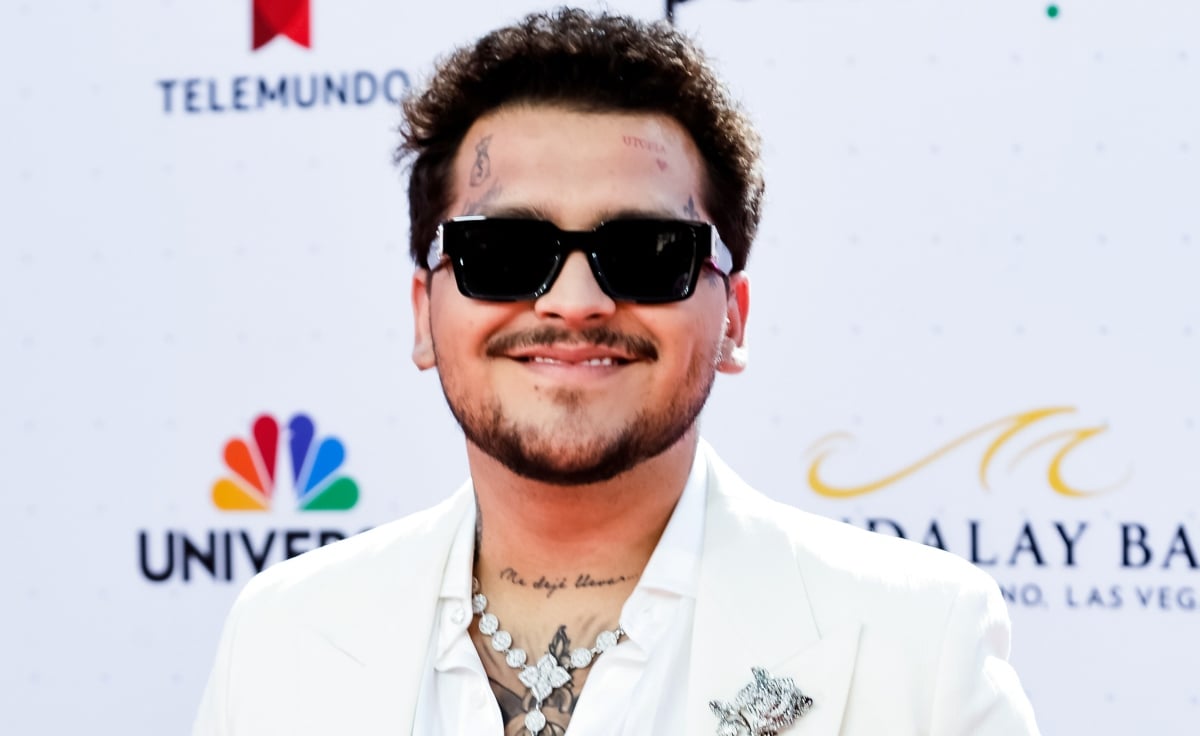 Christian Nodal ¿drogado? Aparece explicando la razón de sus ojos rojos