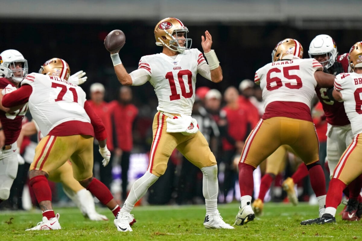 49ers ganan a los Cardinals en Monday Night Football en México