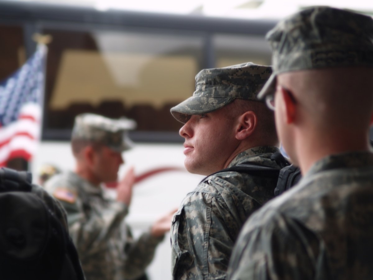 Texas Governor Greg Abbott militarizes the border as Title 42 ends (VIDEO)