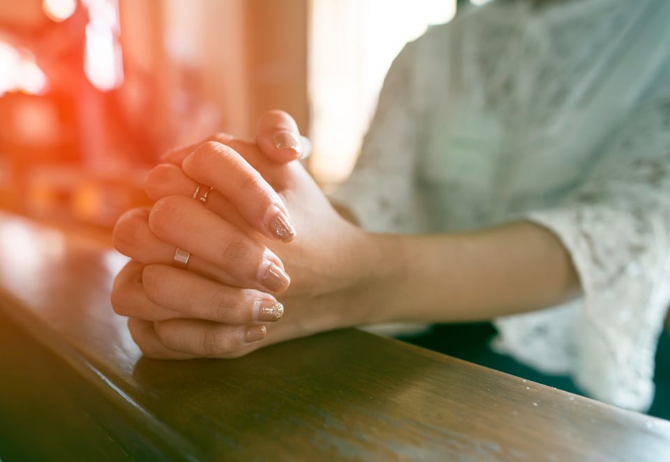 woman's hands, nails, woman, Inspira, MundoNOW