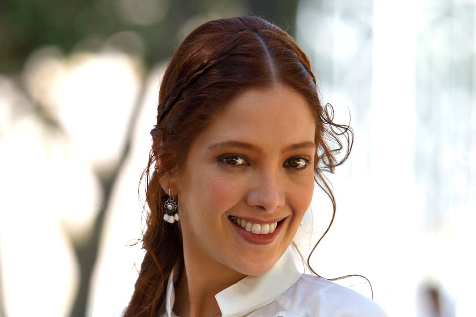 Peso Pluma parents, Quinceañera, Sweet challenge, soap operas, MundoNOW