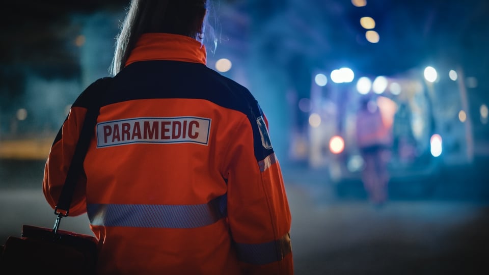 paramédico, ambulancia, emergencias, 911, MundoNOW