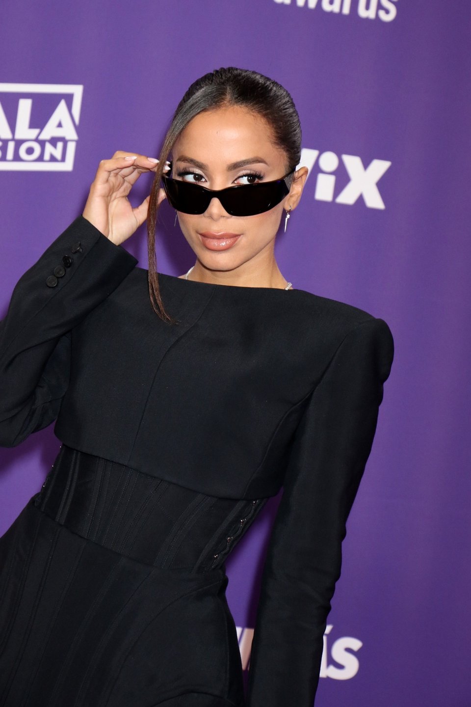 Peso Pluma Anitta santería, seguidores, redes sociales, Instagram, MundoNOW