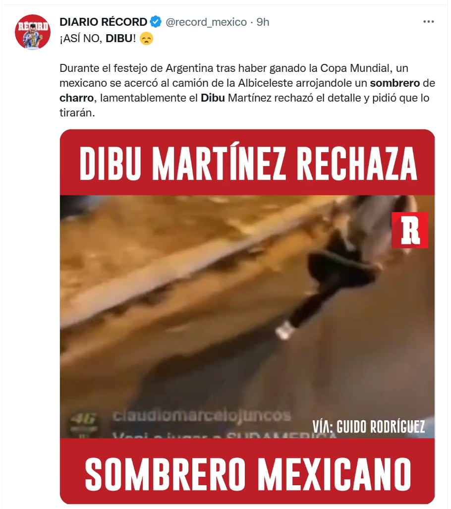 Emiliano Martínez sombrero charro