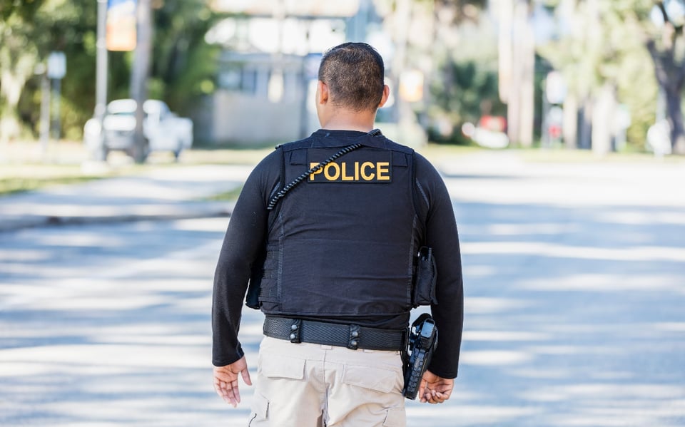 policía, agente, oficial, Crímenes, MundoNOW
