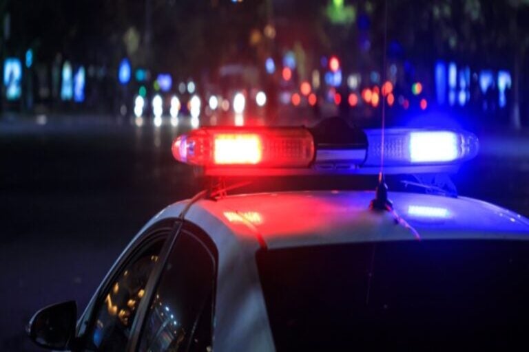 Veía videos de mujeres y fue atacado con un picahielo