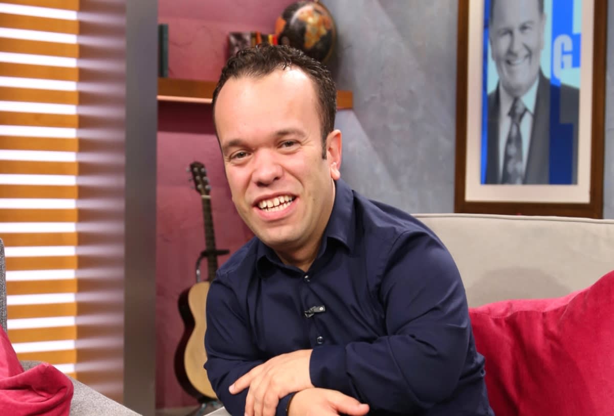 A photo of Carlitos El Productor’s son appears and something is noticed on his face (PHOTO)