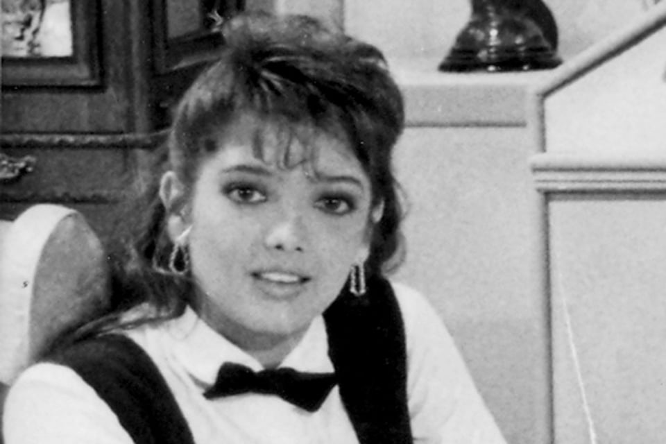 Adela Noriega, Quinceañera, Televisa, youth novel, MundoNOW