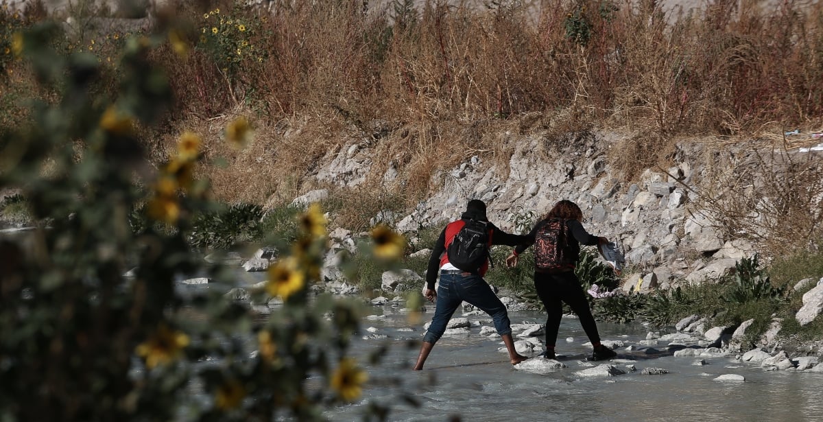 EE.UU. da por desaparecido a un soldado en el río Grande