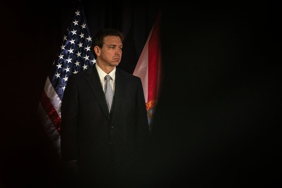 ¡No logró lo que esperaba! Aseguran que el anuncio de campaña presidencial de Ron DeSantis fue un fracaso featured image