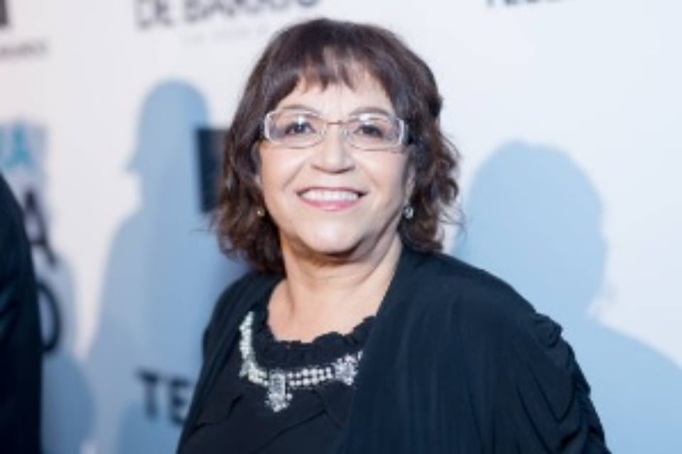Mamá de Jenni Rivera se pone fúrica por lo que hicieron con su tumba