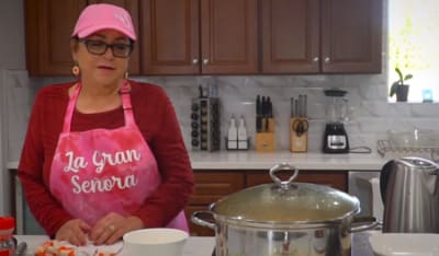 About to prepare a dish, Jenni Rivera's mother says do not marry young Mrs. Rosa Rivera