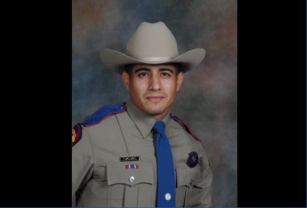 Muere oficial Anthony Salas en “trágico accidente” cerca de la frontera con México