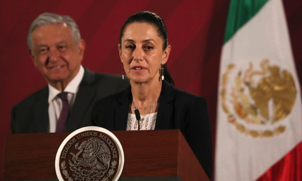 Mexico reaffirms support for deportees after incident with US military plane