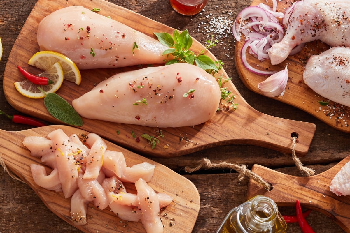 Ordenan recall de más de 15 toneladas de pechugas de pollo en EEUU