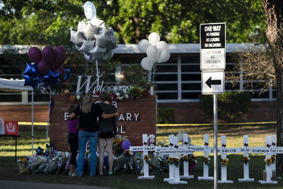 Aparece padre de Salvador Ramos días después de la masacre en escuela de Texas