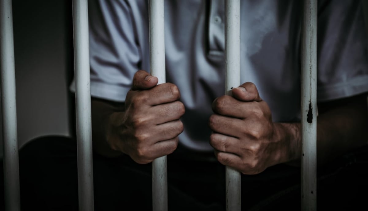 Caín Velázquez arrestado