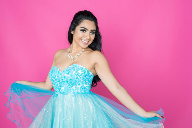 Aunt of girl who died at her quinceañera reveals secret health issue she had from childhood