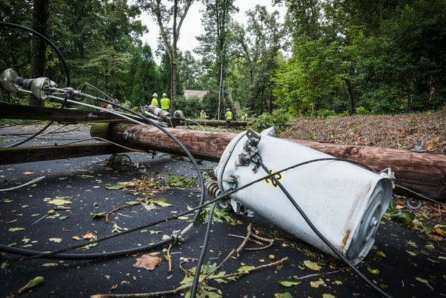 Severe thunderstorms cause massive power outages in Wisconsin