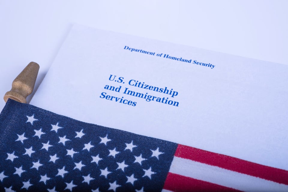 USCIS, Seguridad Nacional, bandera, deportación, MundoNOW