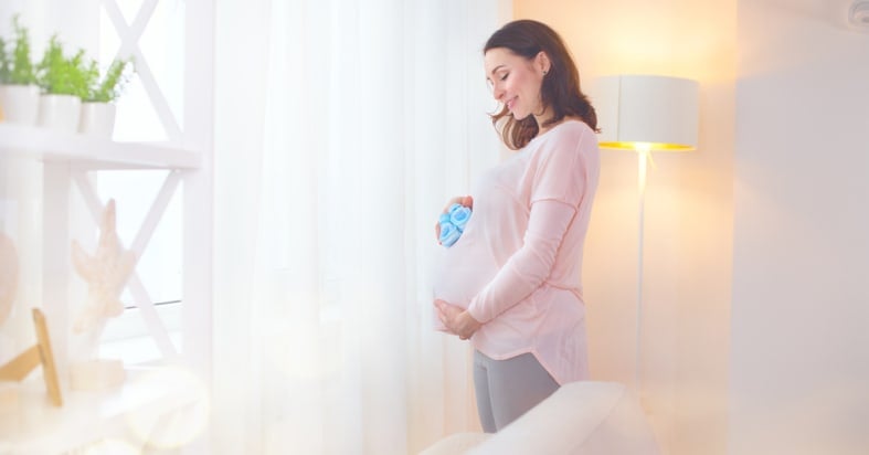 How many days of maternity leave do workers get in the US?