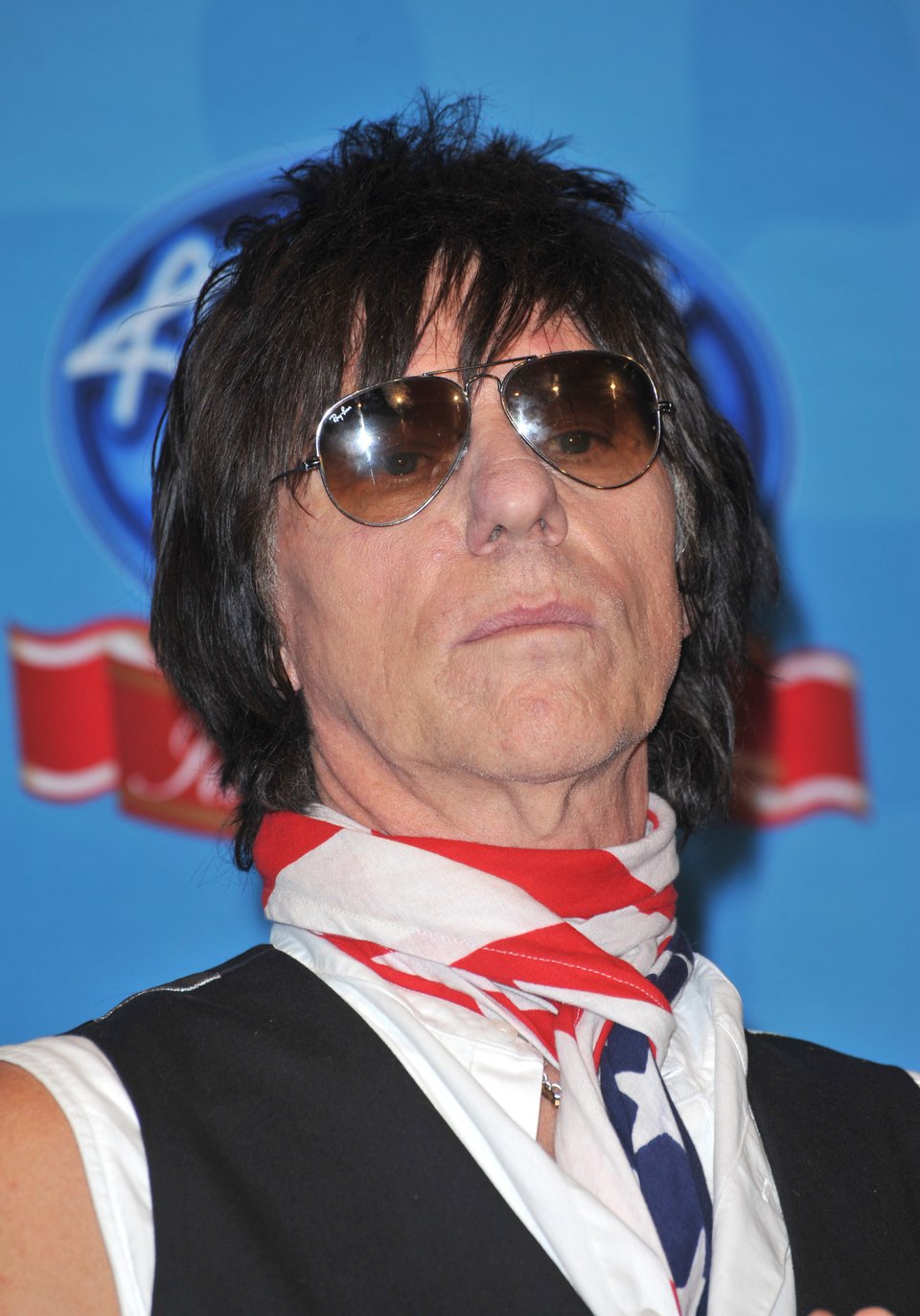 Jeff Beck inducted into the Rock and Roll Hall of Fame