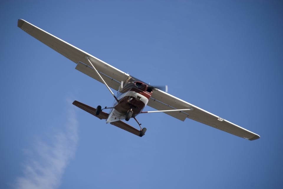 Se estrelló avioneta y murieron todos sus ocupantes, entre ellos un influencer de EEUU
