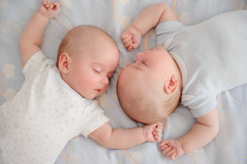 Dos bebés gemelos fueron encontrados muertos tras incendio featured image