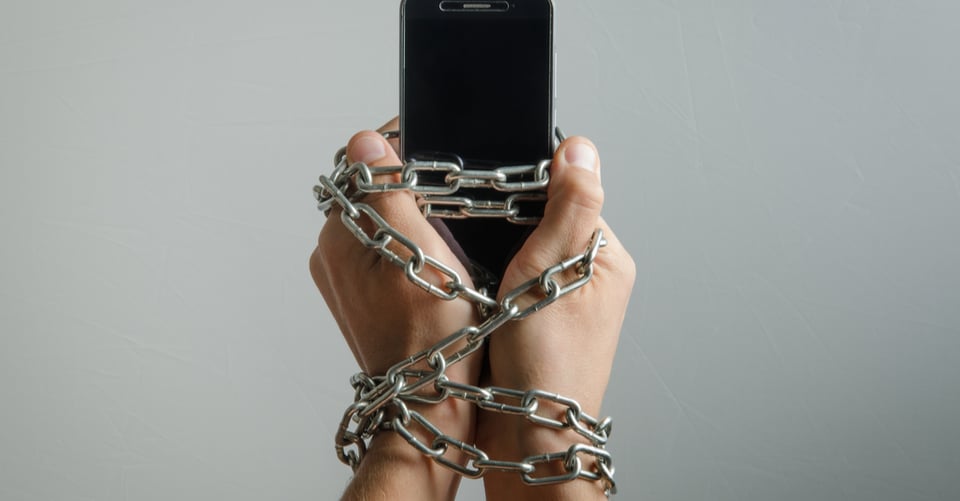 ¿Soy adicto a mi teléfono? 5 señales de que realmente lo eres