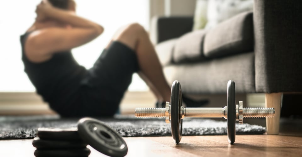 Cómo construir un gimnasio en casa barato
