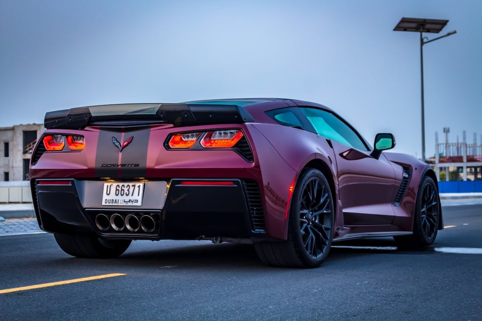 Corvette Z06 es incautado a traficante y la policía de Florida lo presume en su flota