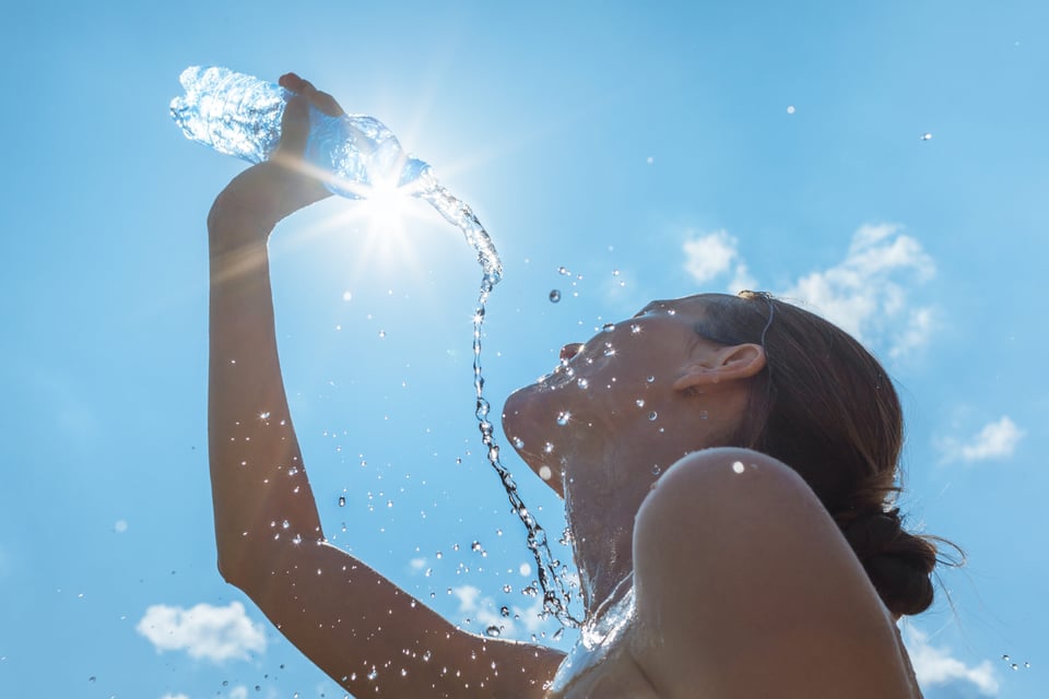 Es importante tomar precauciones para evitar el golpe de calor ante las temperaturas