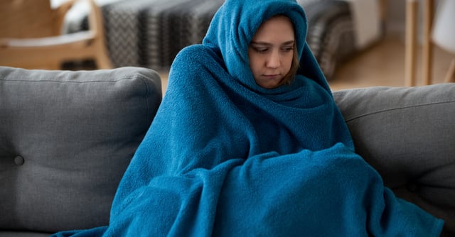 4 razones médicas por las que siempre tienes frío