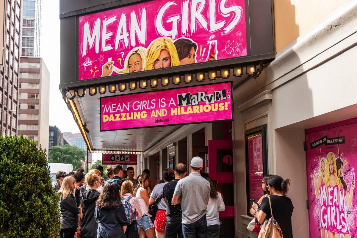 Mean Girls: ¿Por qué hay que vestir de rosa el 3 de Octubre?