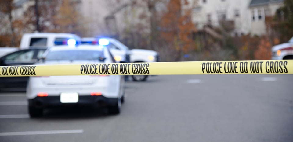 Dos muertos y cuatro heridos tras tiroteo en centro de eventos