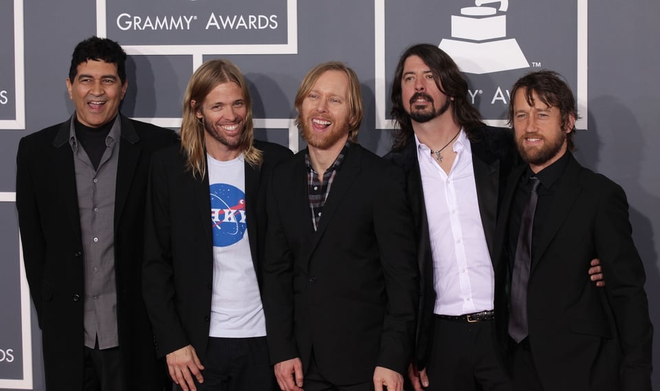 Dan a conocer la muerte del baterista de Foo Fighters