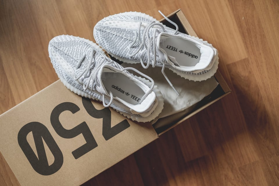 ¿Por qué es probable que quemen los tenis de Kanye West?