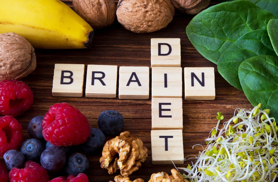 Alimenta tu mente: cómo la dieta afecta la memoria y la concentración