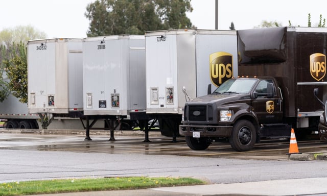 Reportan enorme explosión en instalaciones de UPS