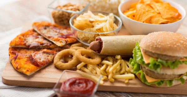 10 maneras en que estás propiciando el sobrepeso en tus hijos